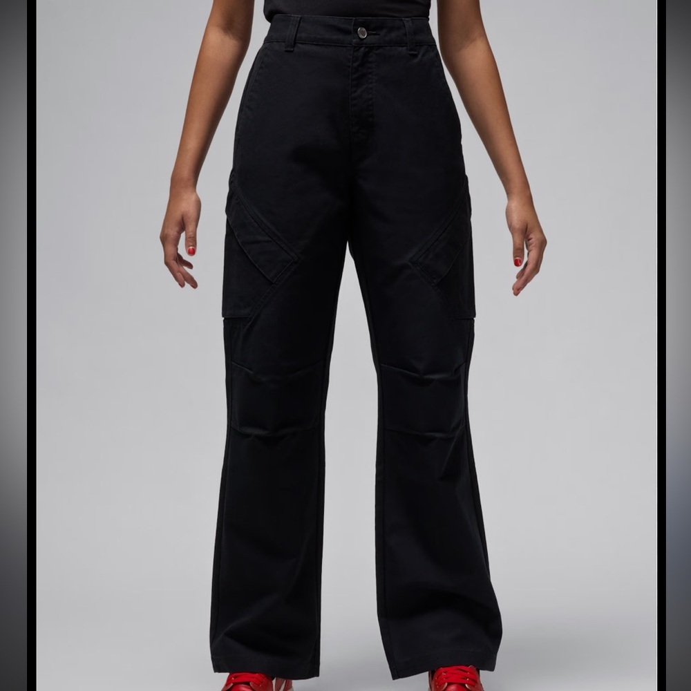 NWT Nike Jordan Black Cargo Pants Size Small